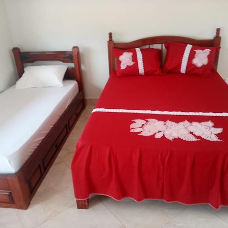 Casa Nova Com Piscina Proxima A Praia E Menos De 3Km Do Centro De Ubatuba Luaran gambar