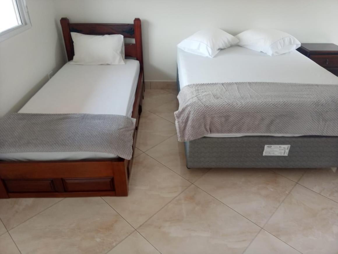 Casa Nova Com Piscina Proxima A Praia E Menos De 3Km Do Centro De Ubatuba Luaran gambar
